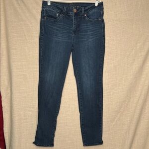 Seven7 Slim Straight Slimaker Size 10 Women's Jeans
